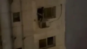 0C41FD81-3B78-465A-8B8B-3DB48D6F8B44