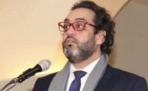 BB252122-3B20-4E0A-A44B-CB459D7B183D