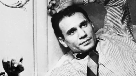 3695C952-6984-46B5-A6A7-A6F5097AF229