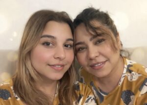 ظهور مفاجئ لـ شيرين عبد الوهاب مع ابنتها هنا ورسالة مؤثرة في عيد الفطر