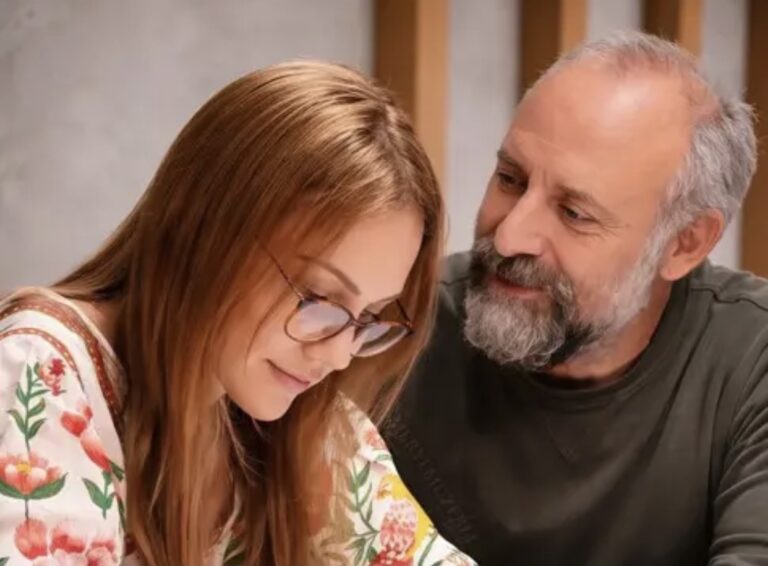 بالصور: بعد “حريم السلطان”… مريم أوزرلي وخالد أرغنتش يجتمعان من جديد