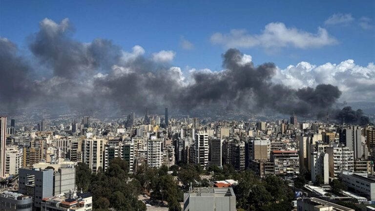 E7DFDE67-1836-4E02-BB3F-A3DEE1418CC2