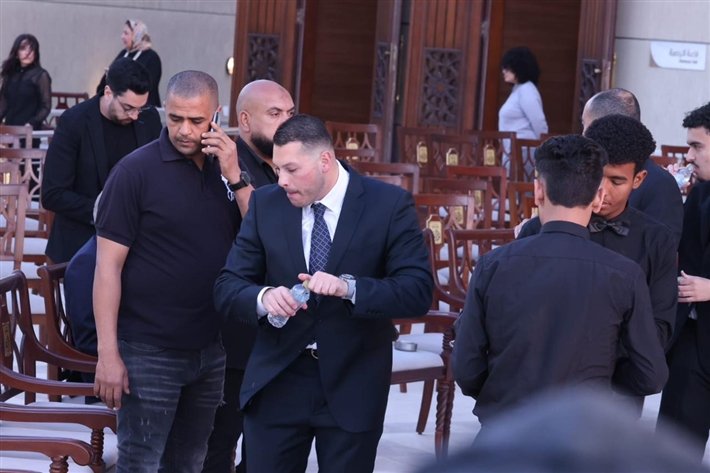 شريف نجل الفنان هاني شاكر