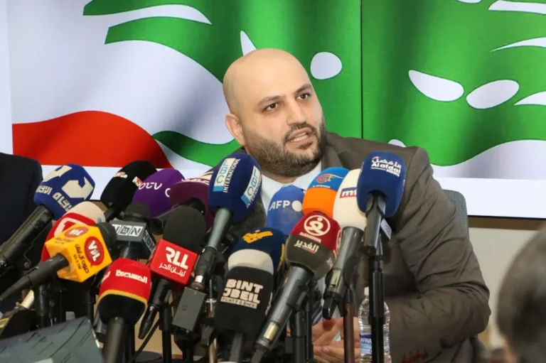 وزير الصحة أطلق اللوحة الرقمية وعرض بالأرقام الإستجابة لتحدي النزوح