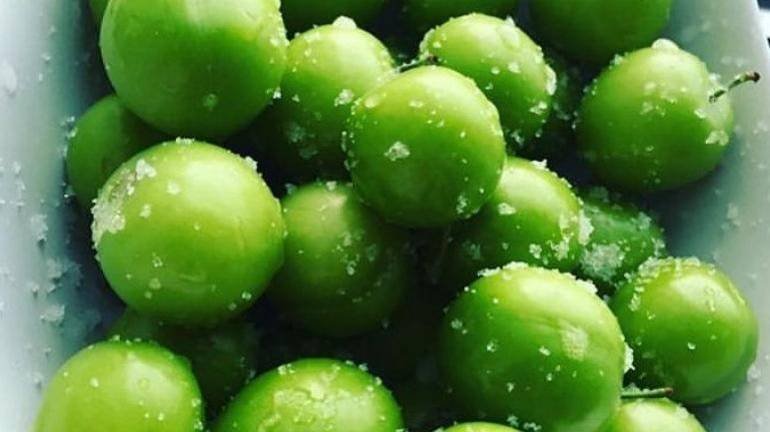 الجنارك مكون محبوب في السلطة الربيعية