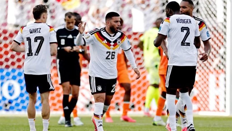 مشجعون حتى آخر… إشكال!